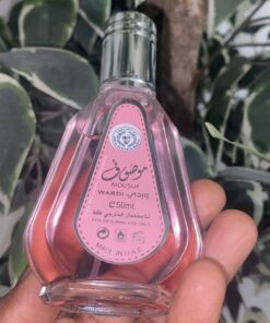 عطر ادوپرفیوم زنانه ارض الزعفران مدل موصوف وردی حجم ۵۰ میل